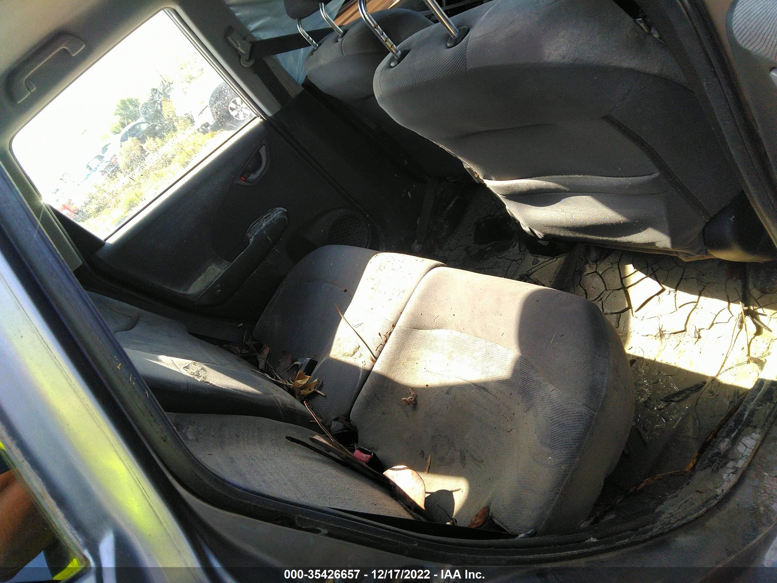 Photo 7 VIN: JHMGE8G20AS023000 - HONDA FIT 