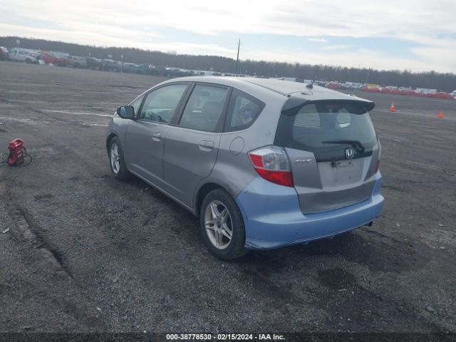 Photo 2 VIN: JHMGE8G23AS015747 - HONDA FIT 