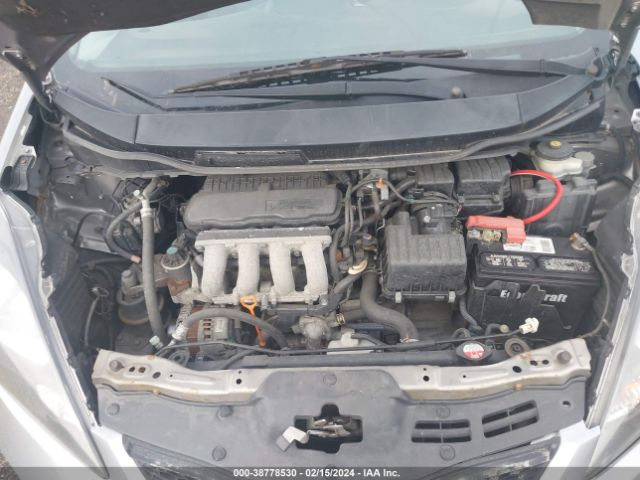 Photo 9 VIN: JHMGE8G23AS015747 - HONDA FIT 