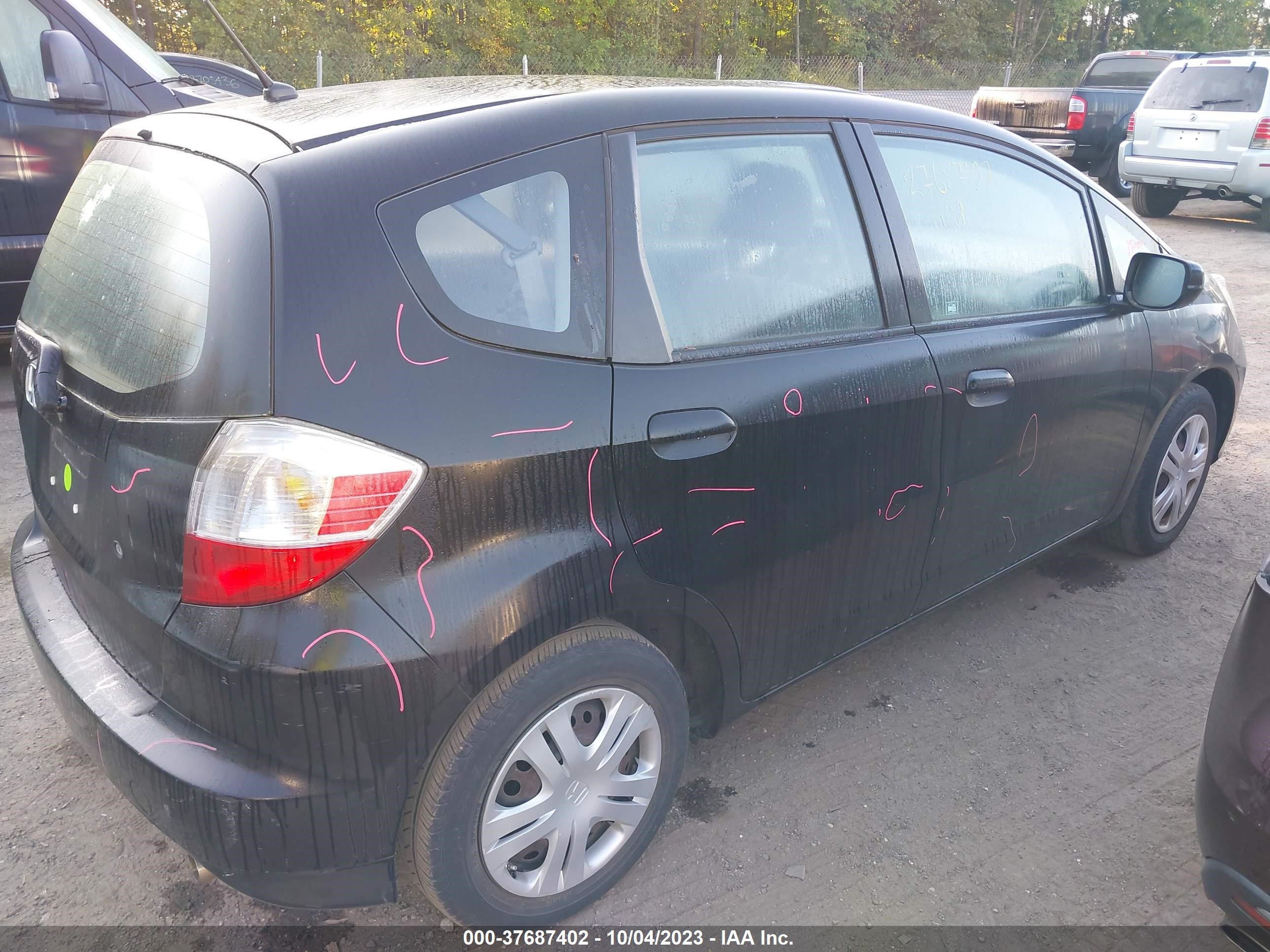 Photo 12 VIN: JHMGE8G25AC034004 - HONDA FIT 