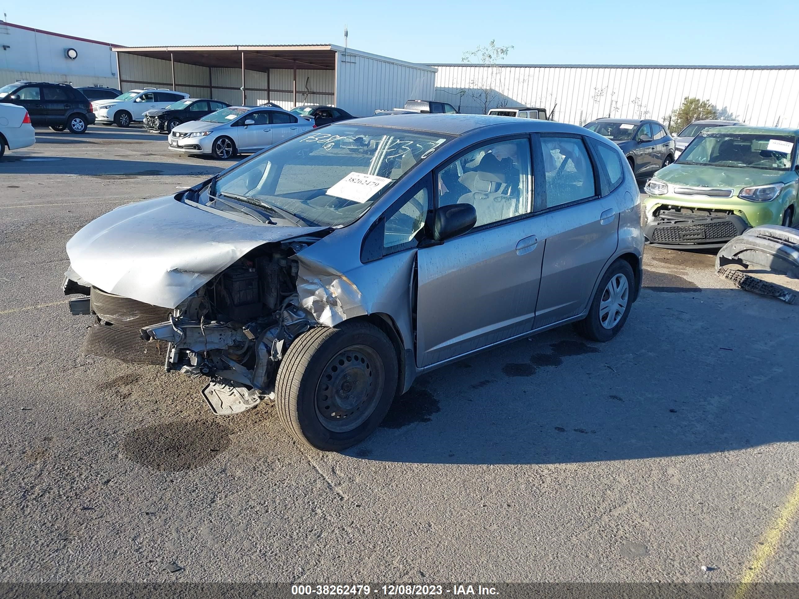 Photo 1 VIN: JHMGE8G27AS017386 - HONDA FIT 