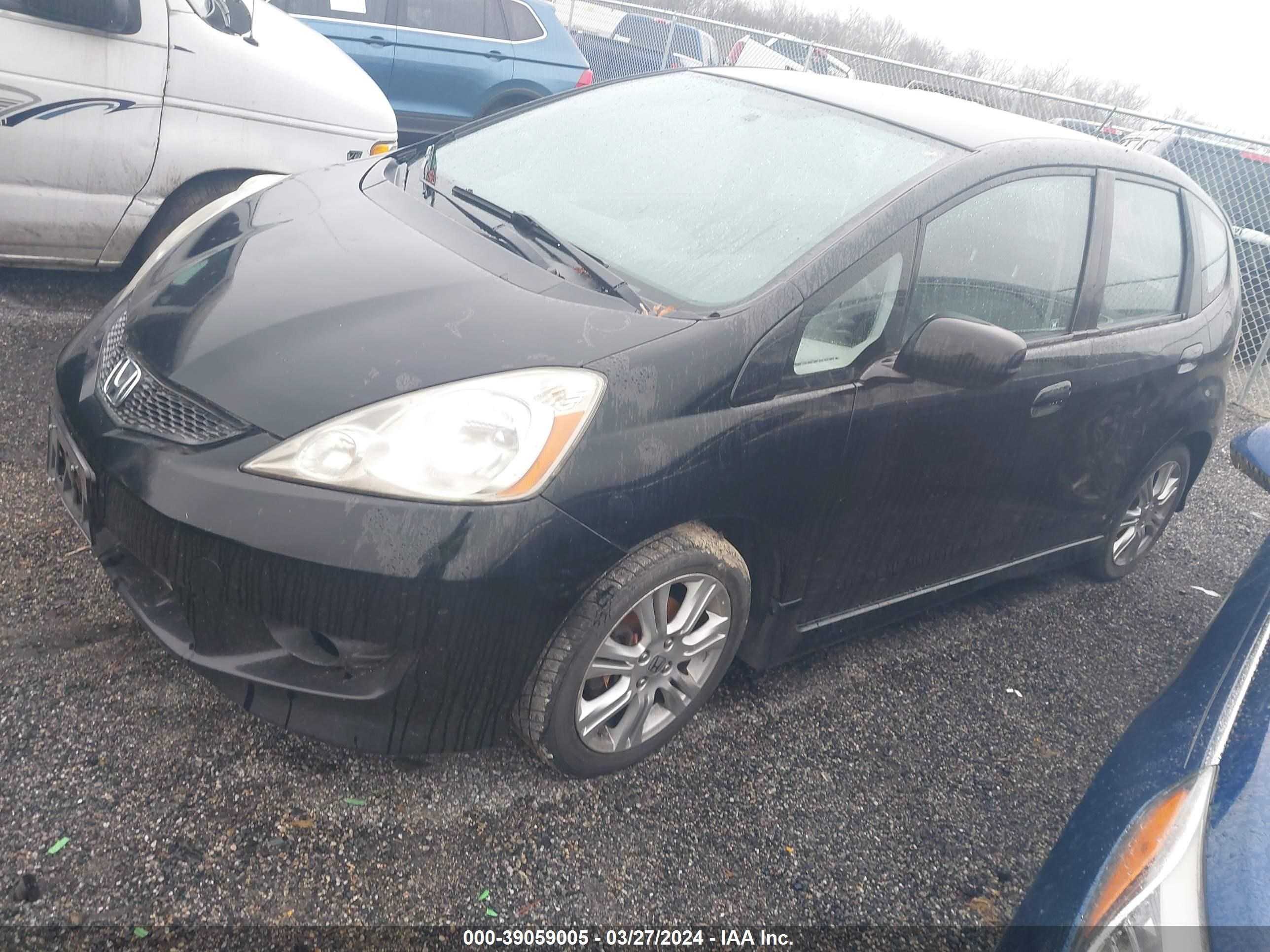 Photo 1 VIN: JHMGE8G40AS001063 - HONDA FIT 