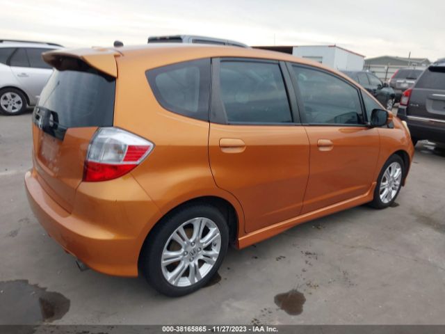 Photo 3 VIN: JHMGE8G40AS007509 - HONDA FIT 