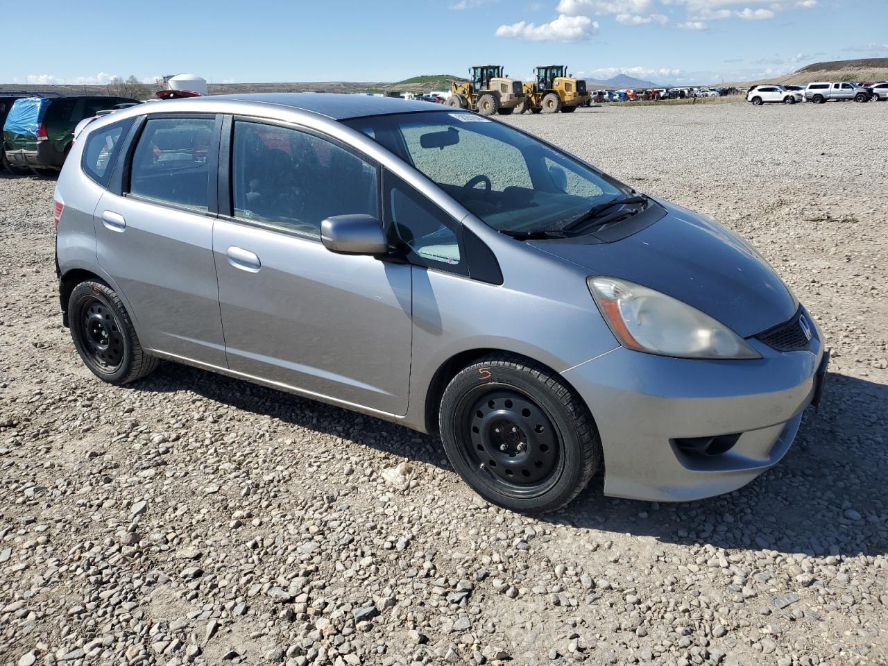 Photo 3 VIN: JHMGE8G44AC002436 - HONDA FIT 