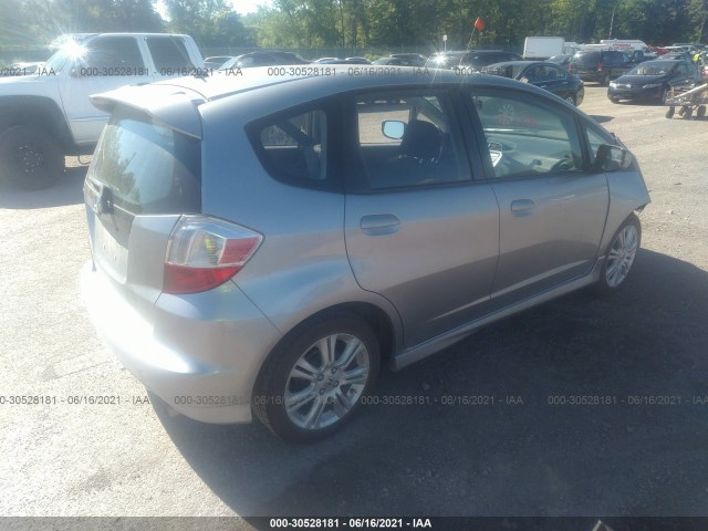 Photo 3 VIN: JHMGE8G45AC035977 - HONDA FIT 