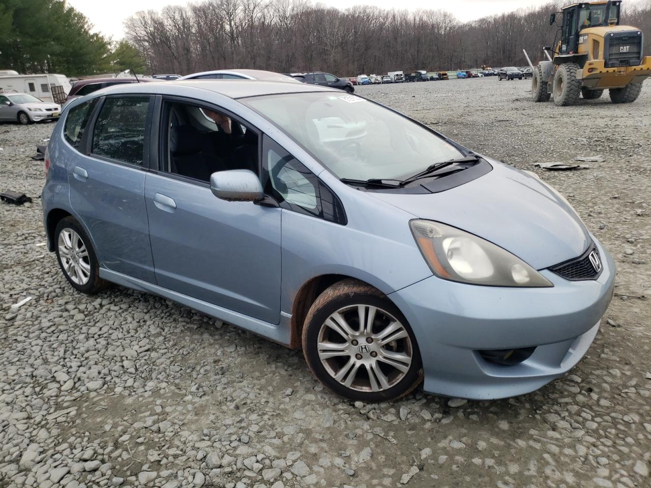 Photo 3 VIN: JHMGE8G51BC017549 - HONDA FIT 