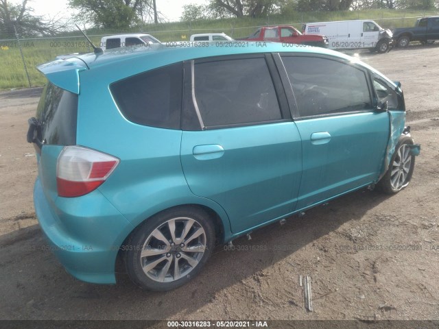 Photo 3 VIN: JHMGE8G51CC023627 - HONDA FIT 