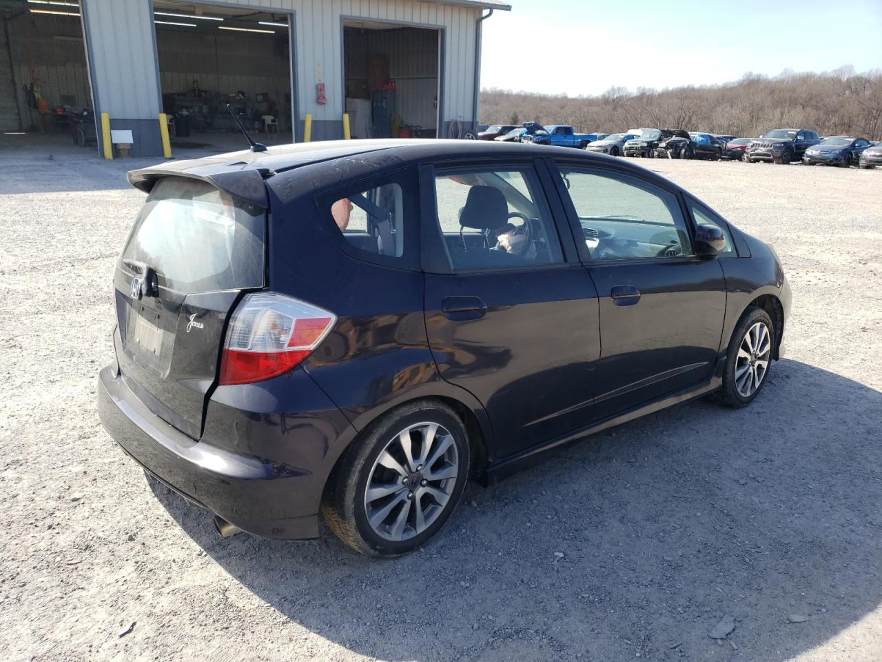 Photo 2 VIN: JHMGE8G57DC033578 - HONDA FIT 