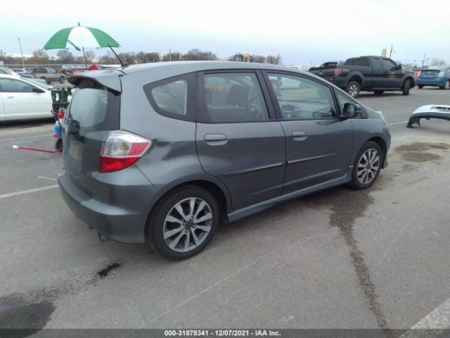 Photo 3 VIN: JHMGE8G5XCC004705 - HONDA FIT 