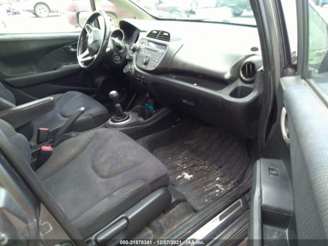 Photo 4 VIN: JHMGE8G5XCC004705 - HONDA FIT 