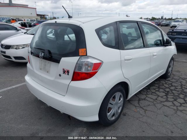 Photo 3 VIN: JHMGE8H20AS000220 - HONDA FIT 