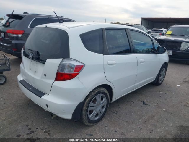 Photo 3 VIN: JHMGE8H20AS019012 - HONDA FIT 