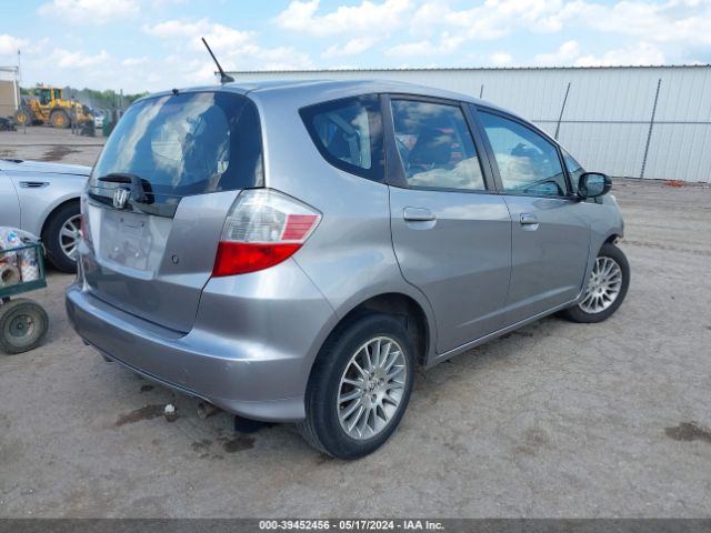 Photo 3 VIN: JHMGE8H23AS013172 - HONDA FIT 