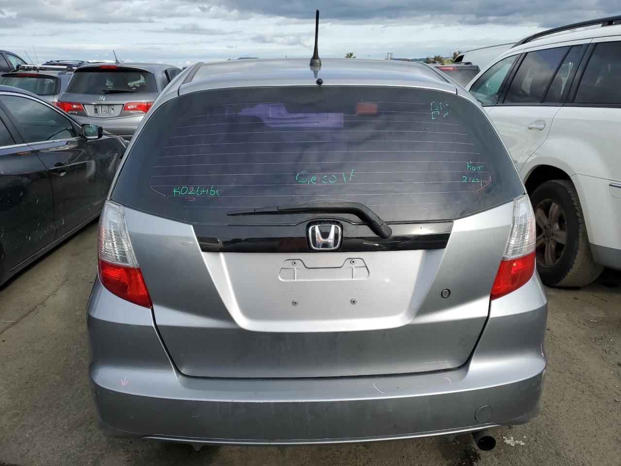 Photo 5 VIN: JHMGE8H24AS009745 - HONDA FIT 