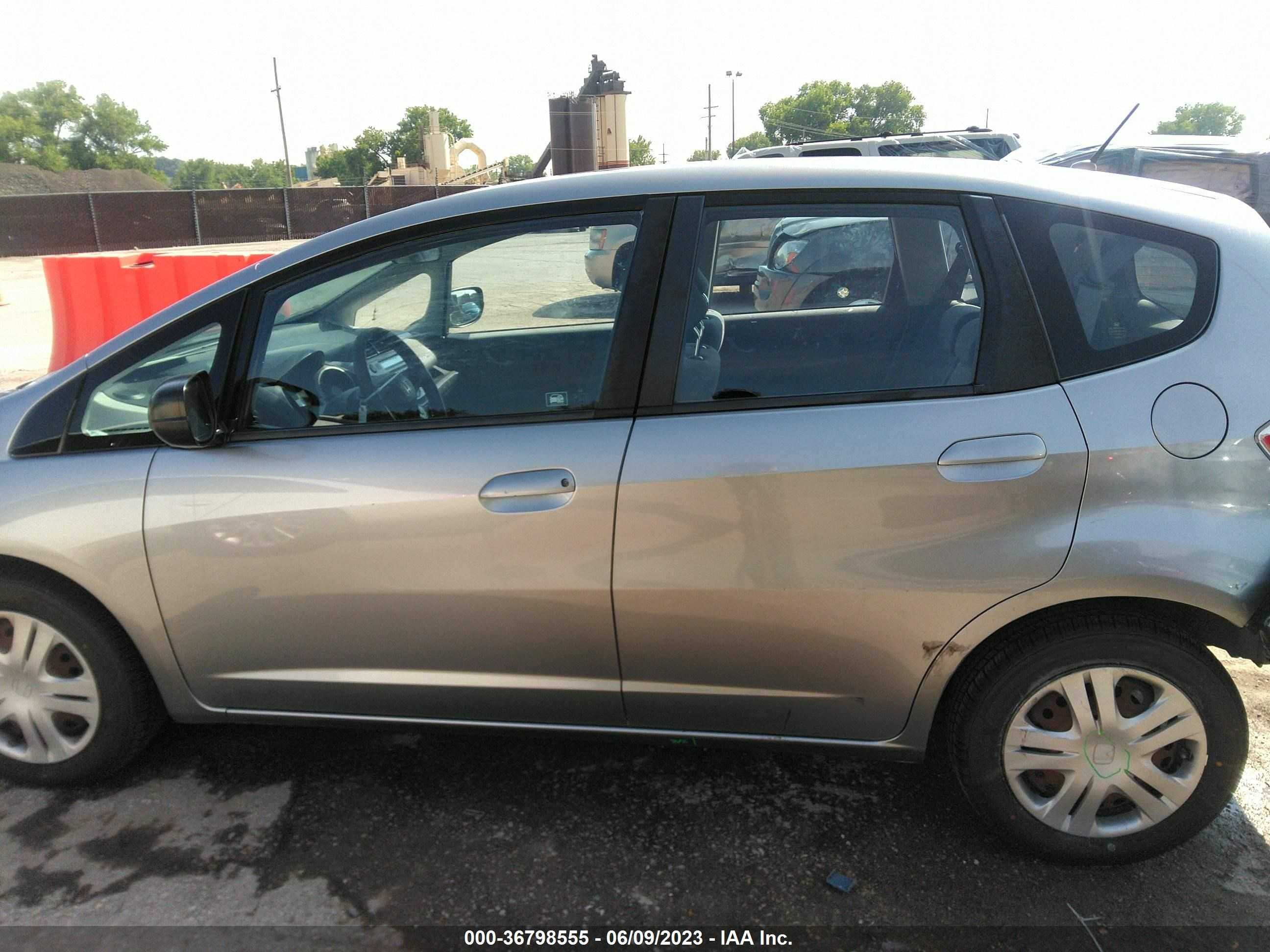 Photo 13 VIN: JHMGE8H26AC006436 - HONDA FIT 