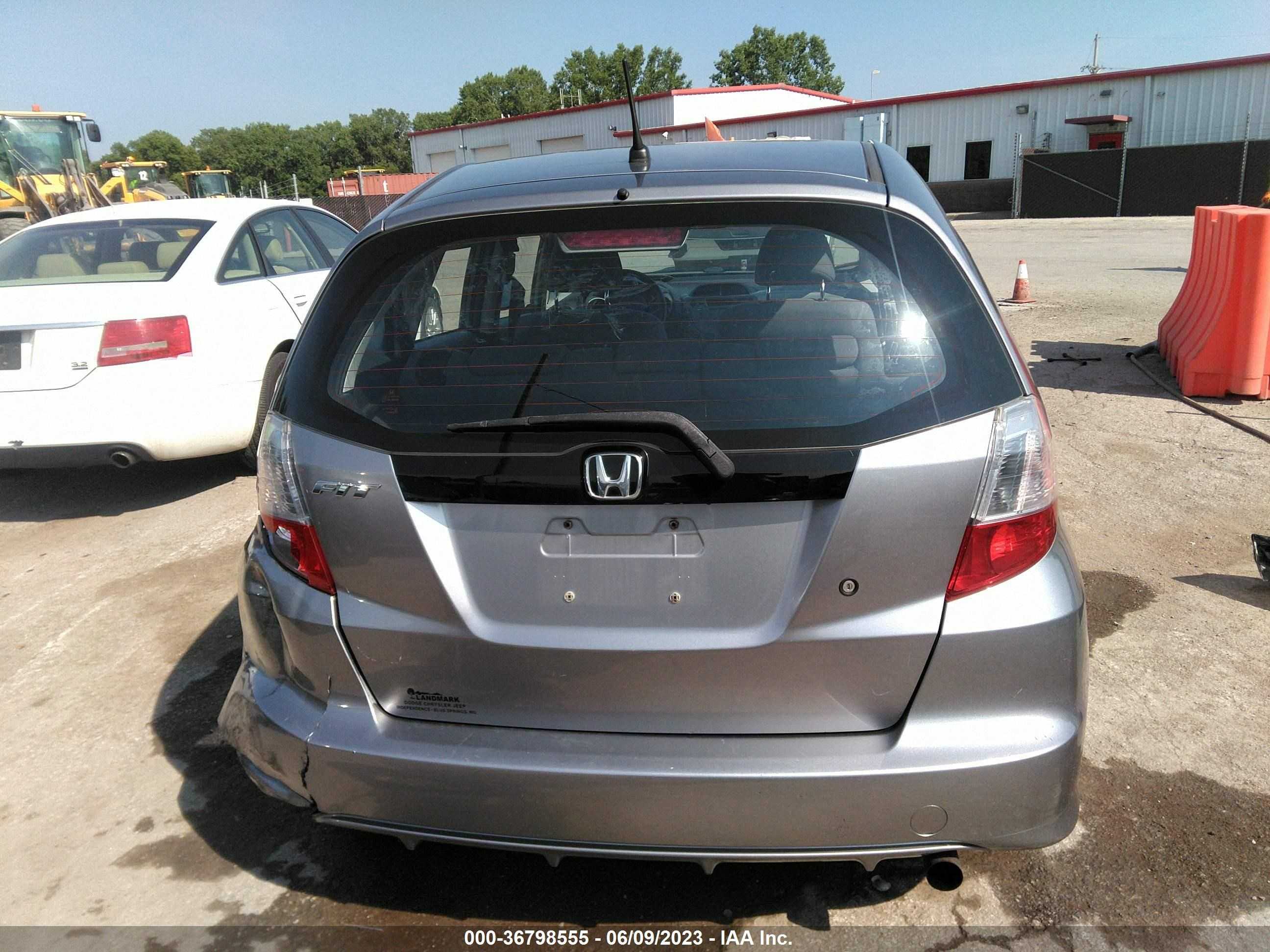 Photo 15 VIN: JHMGE8H26AC006436 - HONDA FIT 