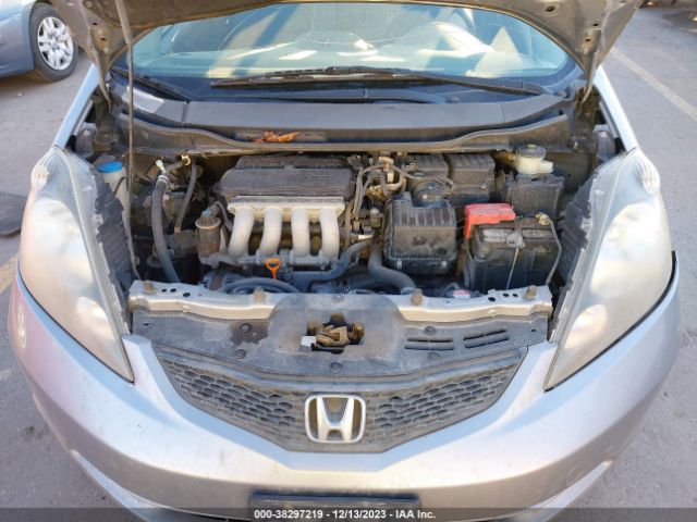 Photo 9 VIN: JHMGE8H26AC019171 - HONDA FIT 