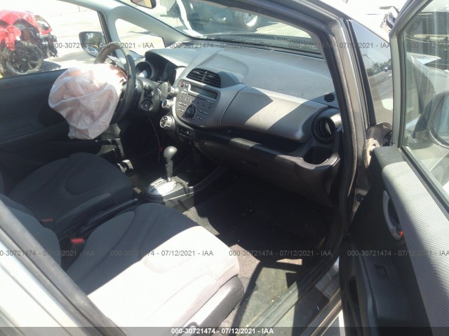 Photo 4 VIN: JHMGE8H28AC003408 - HONDA FIT 