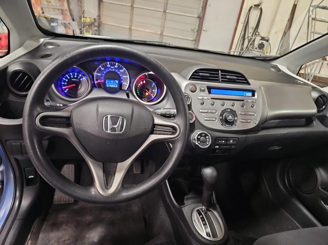 Photo 8 VIN: JHMGE8H28AC027353 - HONDA FIT 