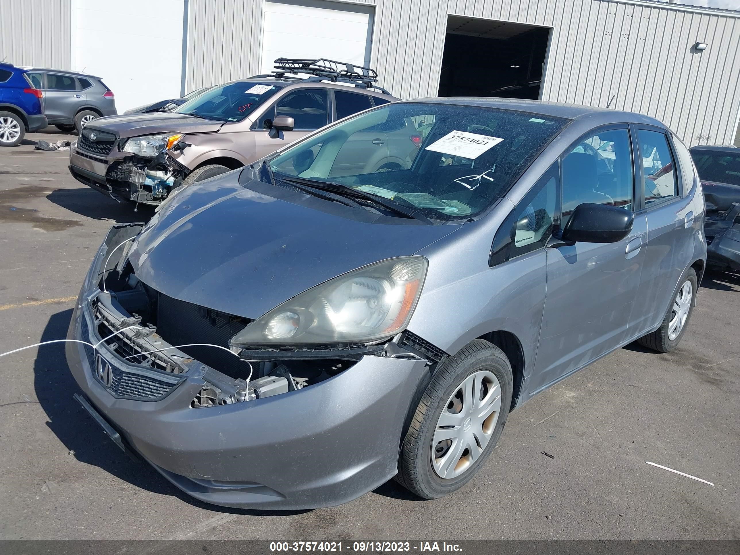 Photo 1 VIN: JHMGE8H28AC035257 - HONDA FIT 