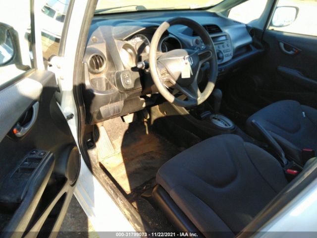 Photo 4 VIN: JHMGE8H2XAC000526 - HONDA FIT 