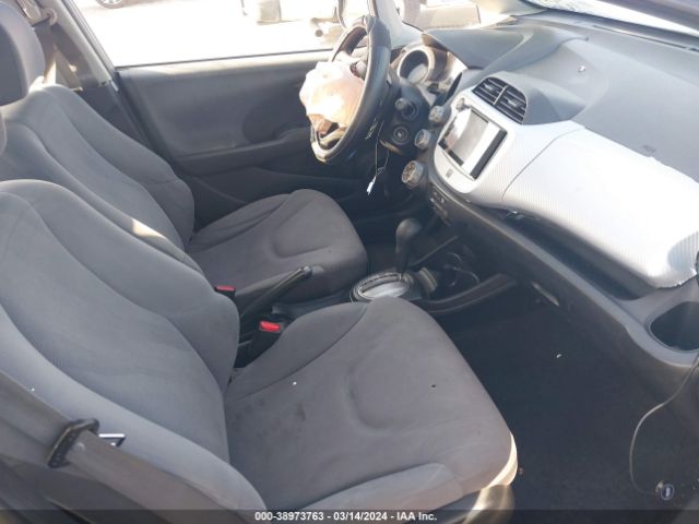 Photo 4 VIN: JHMGE8H2XAC035132 - HONDA FIT 