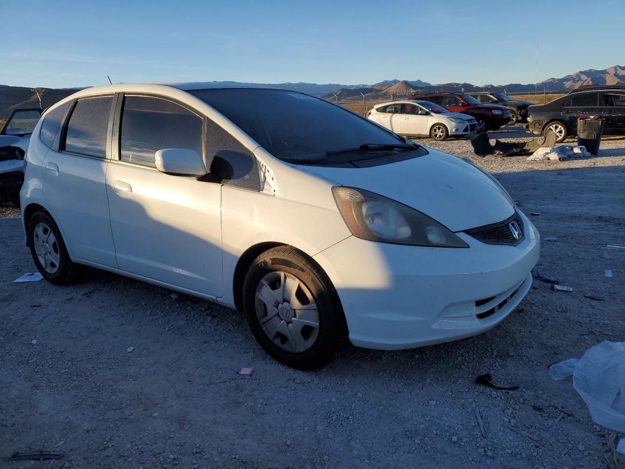 Photo 3 VIN: JHMGE8H30DC071506 - HONDA FIT 