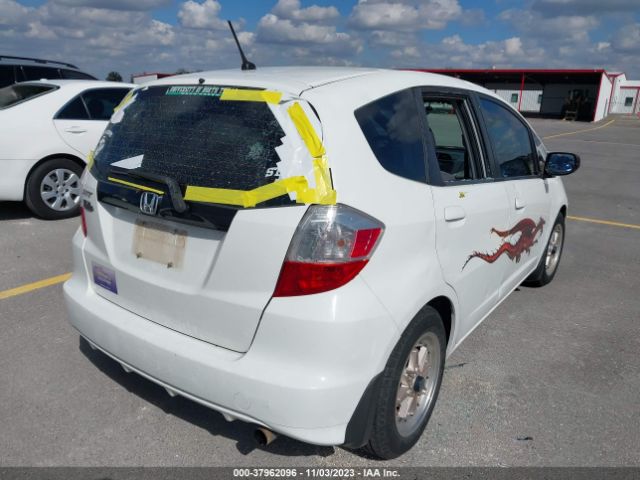 Photo 3 VIN: JHMGE8H31BS002701 - HONDA FIT 