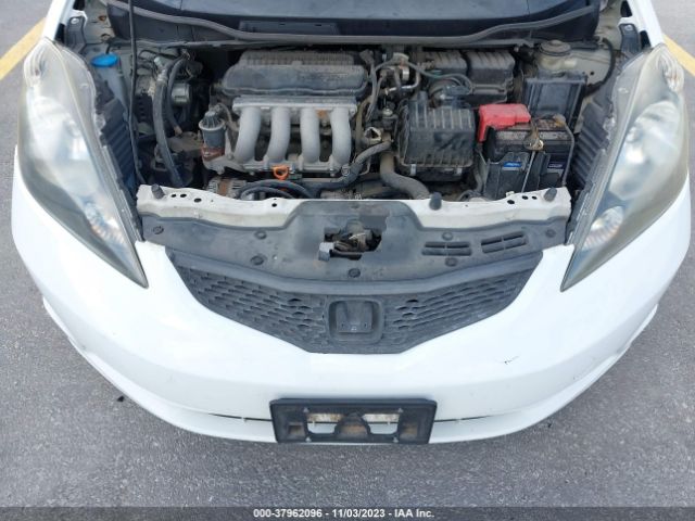 Photo 9 VIN: JHMGE8H31BS002701 - HONDA FIT 