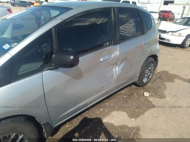 Photo 5 VIN: JHMGE8H31BS003072 - HONDA FIT 