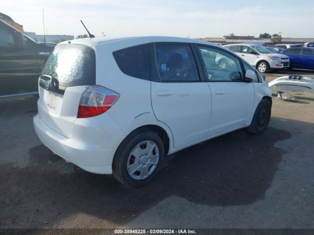 Photo 3 VIN: JHMGE8H31CC037055 - HONDA FIT 