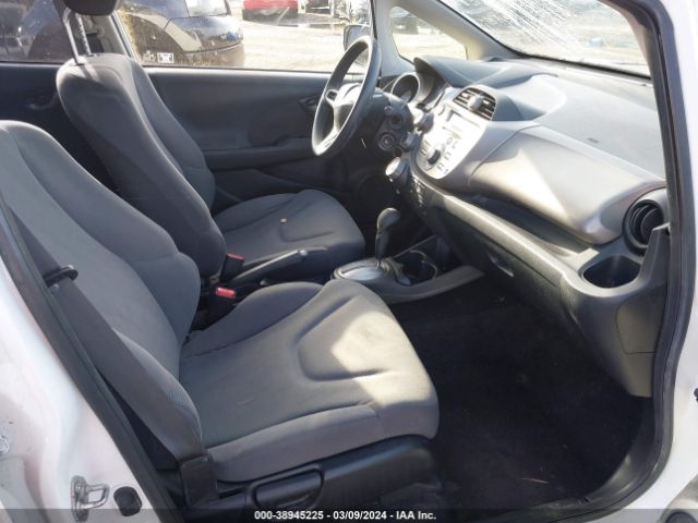 Photo 4 VIN: JHMGE8H31CC037055 - HONDA FIT 