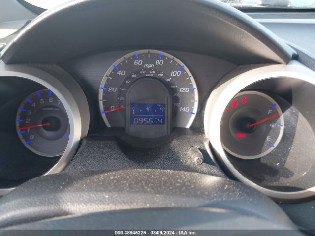 Photo 6 VIN: JHMGE8H31CC037055 - HONDA FIT 