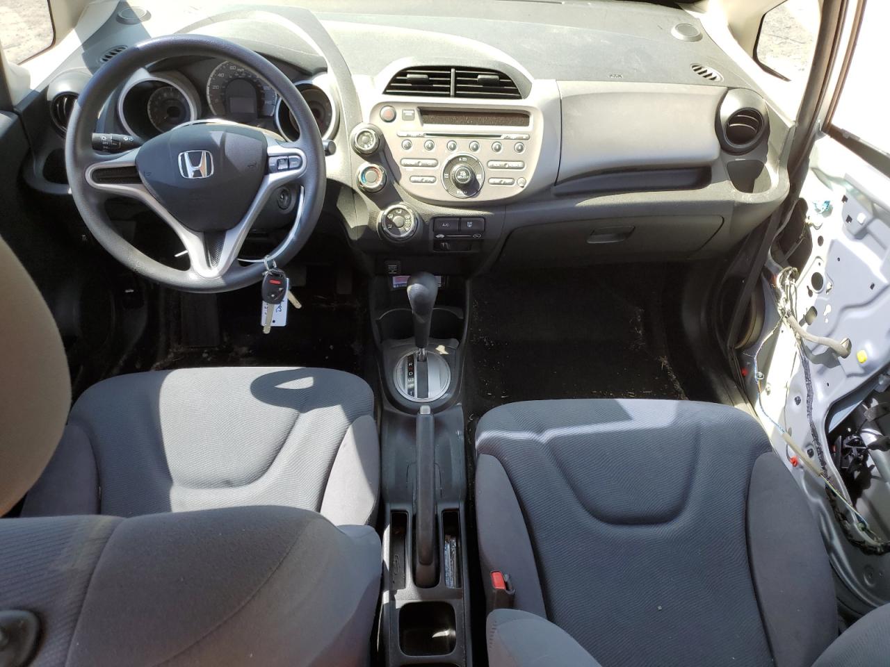 Photo 7 VIN: JHMGE8H31CS008936 - HONDA FIT 