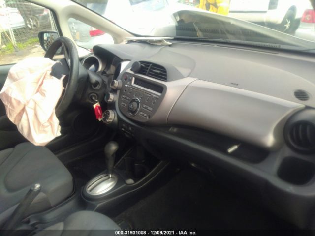 Photo 4 VIN: JHMGE8H31DC048963 - HONDA FIT 