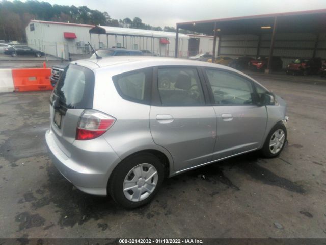 Photo 3 VIN: JHMGE8H32CS000666 - HONDA FIT 