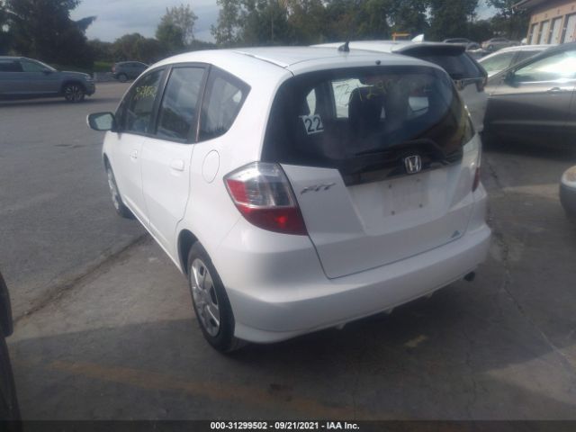 Photo 2 VIN: JHMGE8H32CS007911 - HONDA FIT 