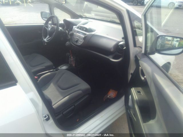 Photo 4 VIN: JHMGE8H32CS007911 - HONDA FIT 