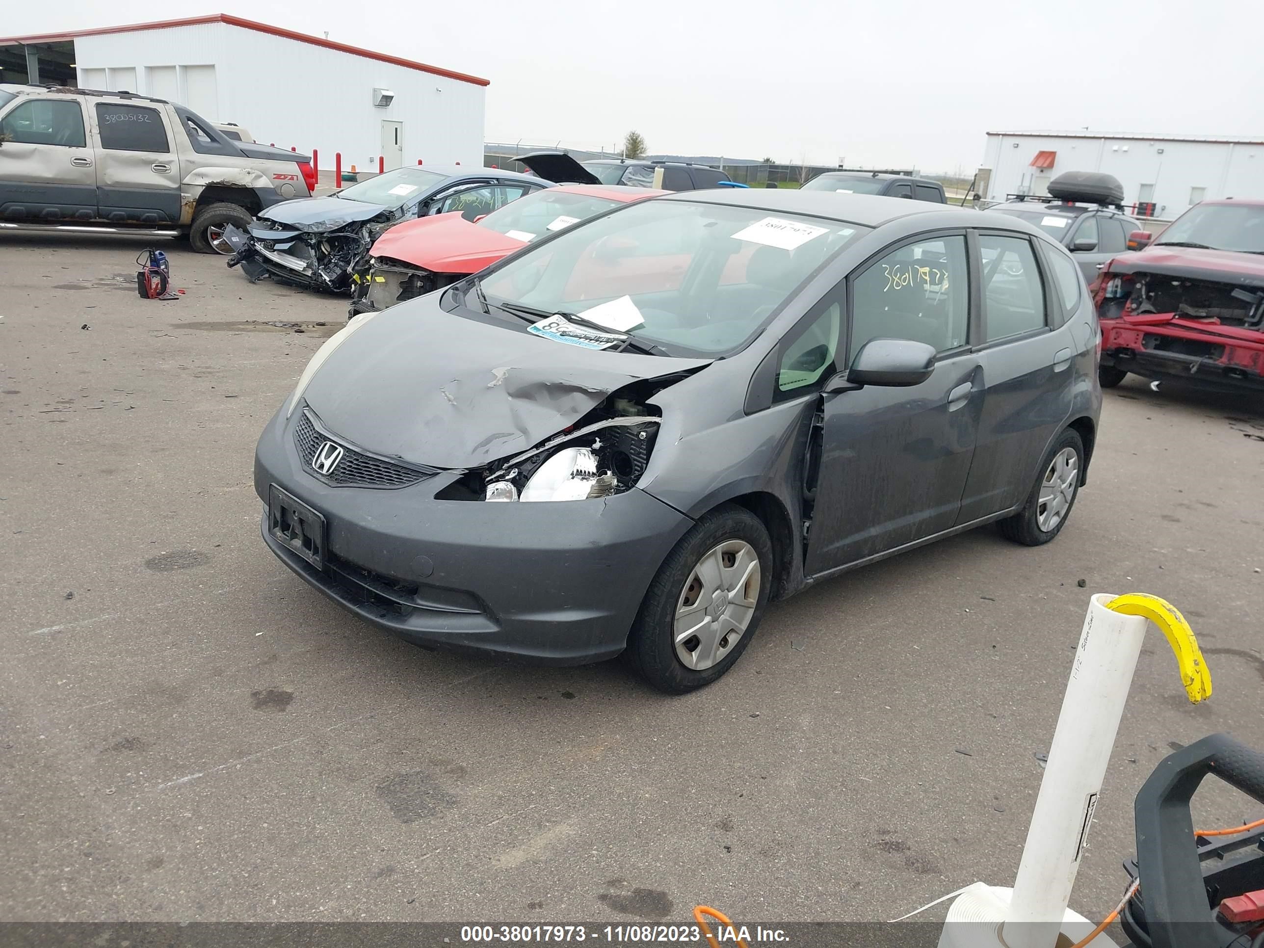 Photo 1 VIN: JHMGE8H32DC008584 - HONDA FIT 