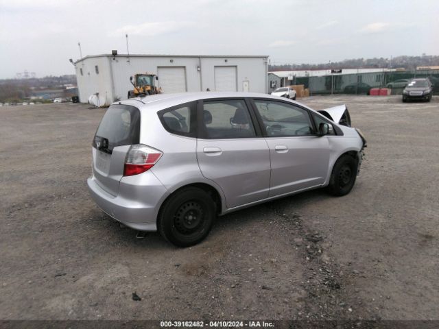 Photo 3 VIN: JHMGE8H32DC026390 - HONDA FIT 