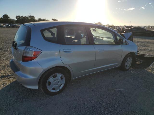 Photo 2 VIN: JHMGE8H32DC041813 - HONDA FIT 