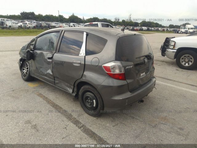 Photo 2 VIN: JHMGE8H33CS005679 - HONDA FIT 