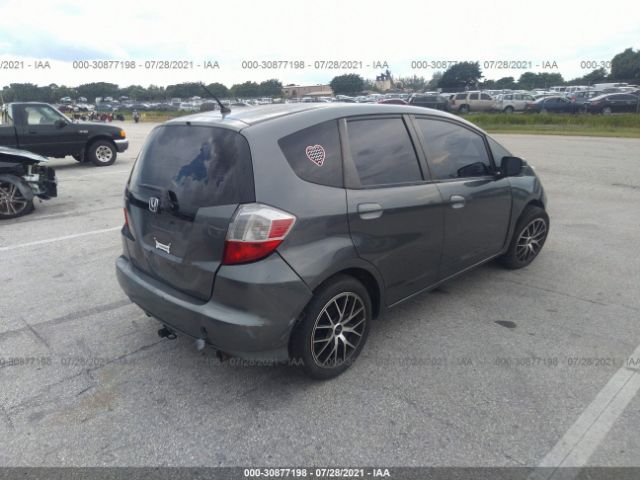 Photo 3 VIN: JHMGE8H33CS005679 - HONDA FIT 