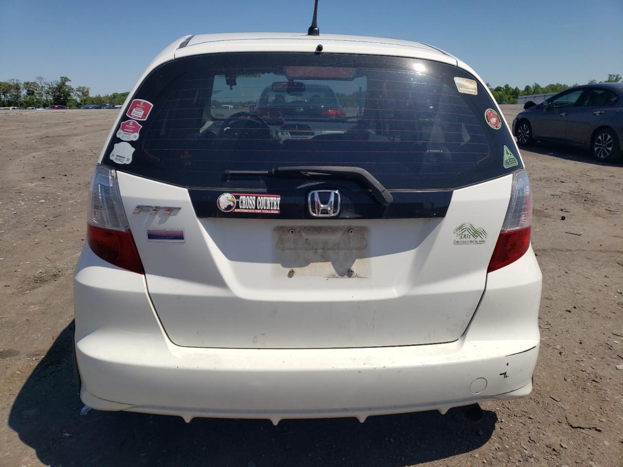 Photo 5 VIN: JHMGE8H35DC031227 - HONDA FIT 