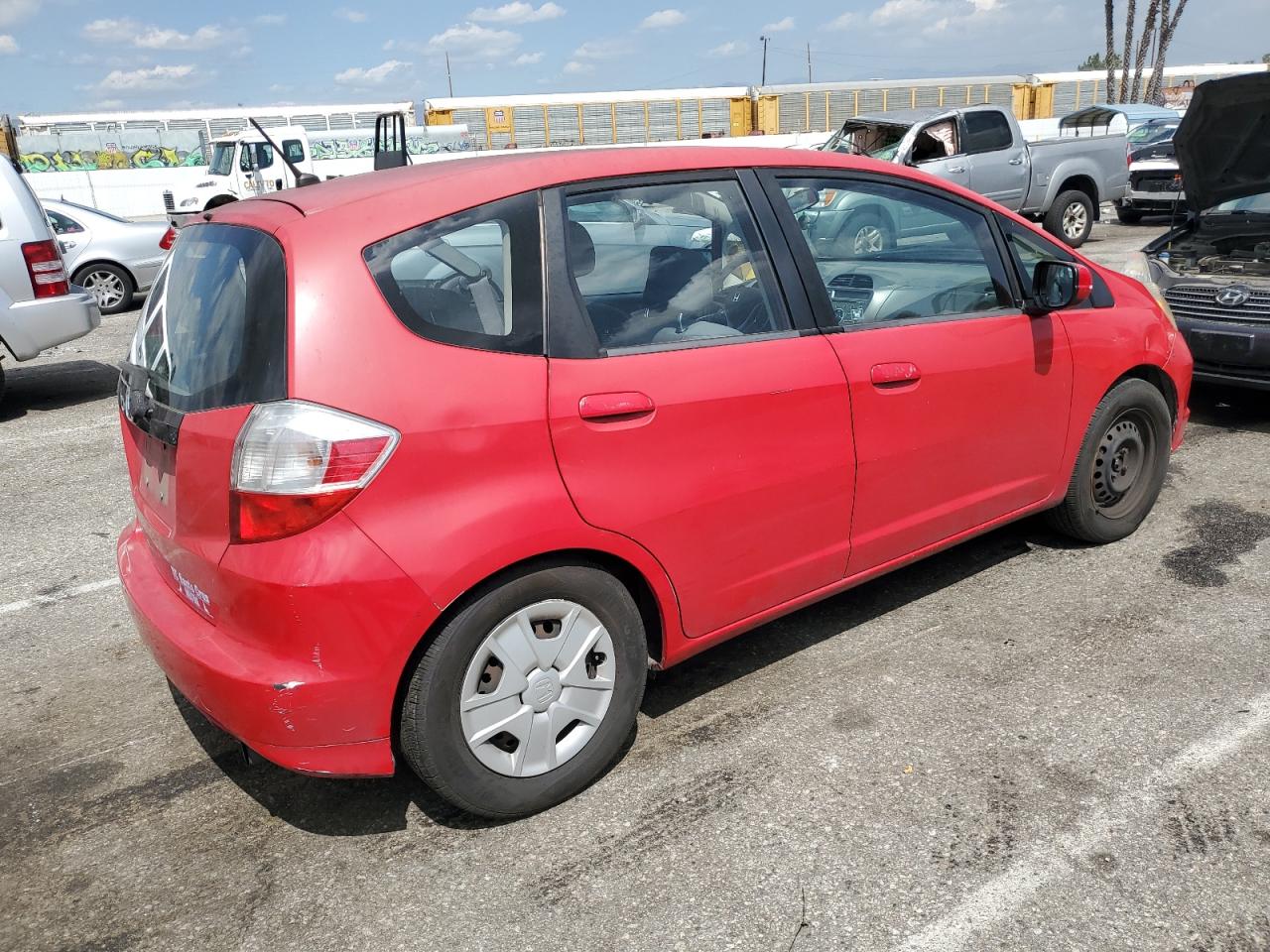 Photo 2 VIN: JHMGE8H36CC017464 - HONDA FIT 