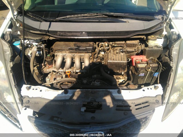 Photo 9 VIN: JHMGE8H36DC056928 - HONDA FIT 