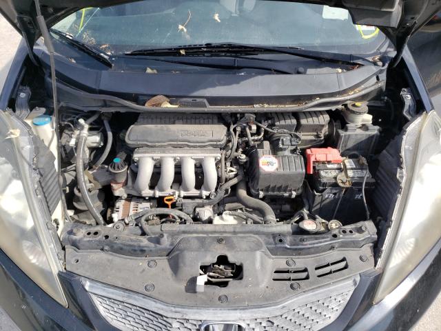 Photo 6 VIN: JHMGE8H37CS001330 - HONDA FIT 