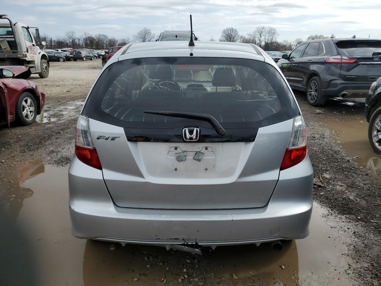 Photo 5 VIN: JHMGE8H37DC006488 - HONDA FIT 