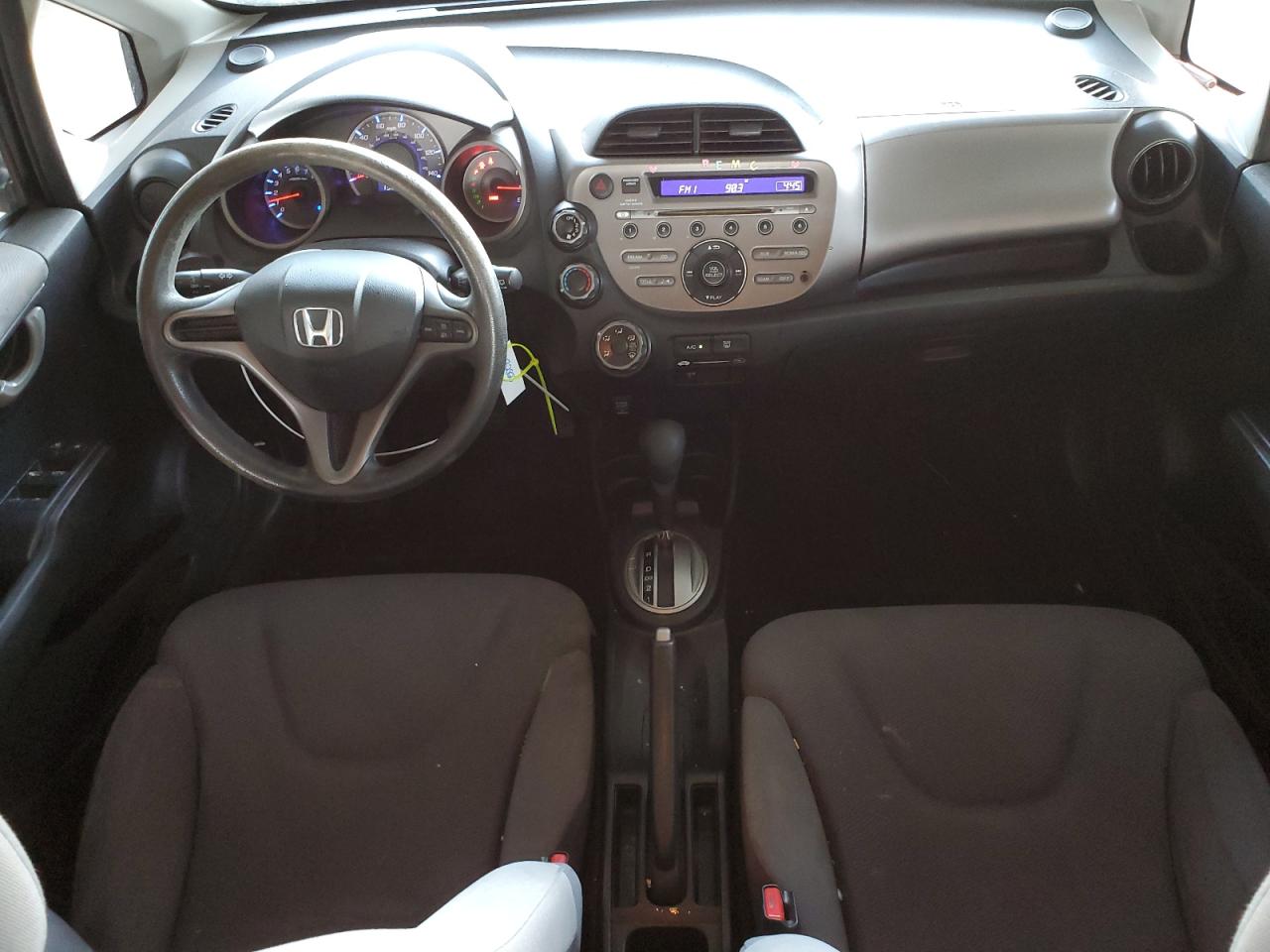 Photo 7 VIN: JHMGE8H38BC012443 - HONDA FIT 