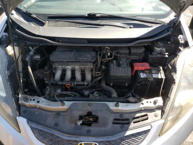 Photo 6 VIN: JHMGE8H38BS004431 - HONDA FIT 